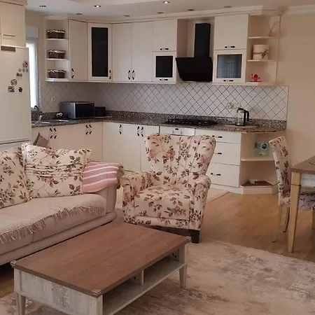 Уютная И Просторная Квартира Рядом С Морем Apartamento